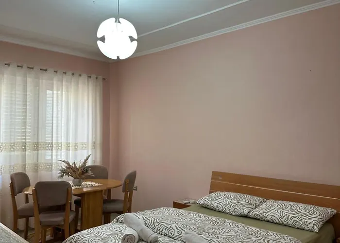 Insa Daily Apartman *